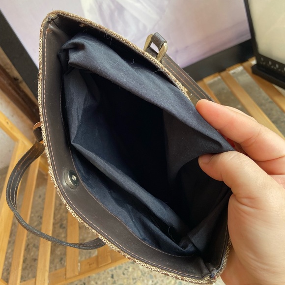 Small Bag - Picture 8 of 8